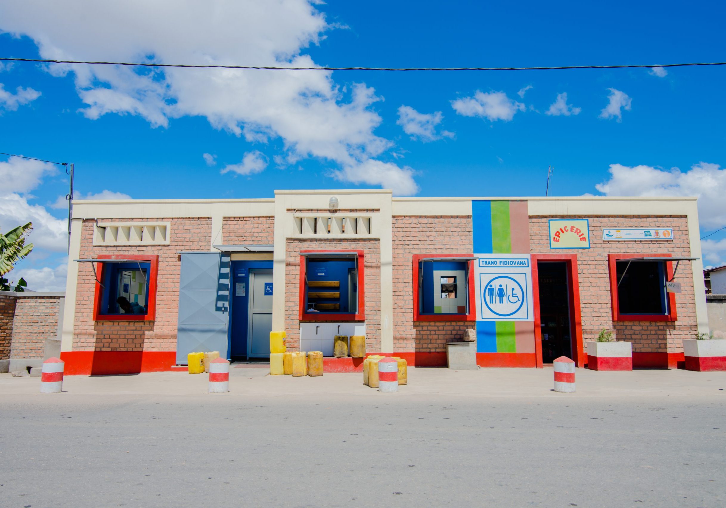 Public toilets in Madagascar